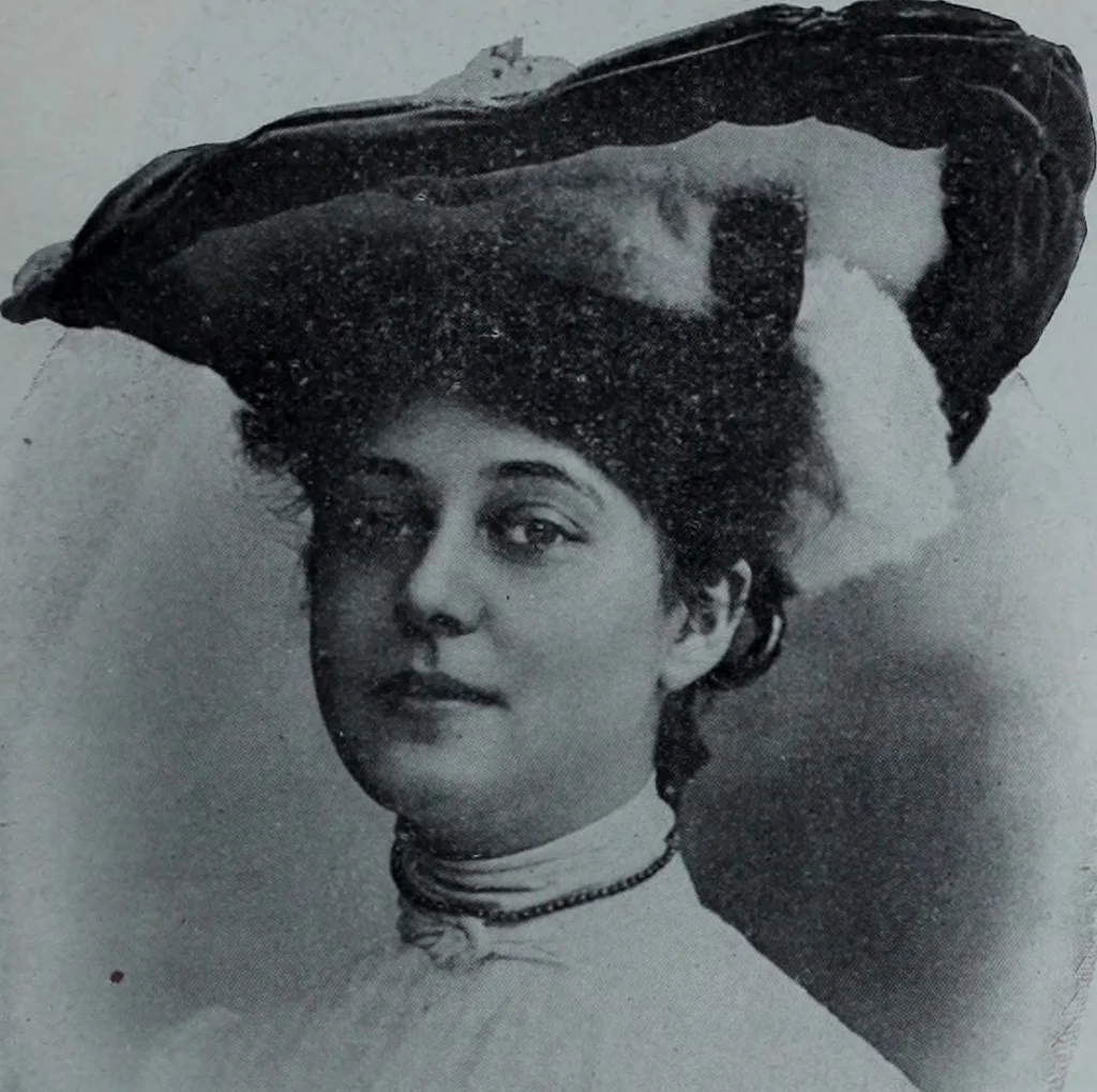 An illustration from Tissus et nouveauts 1903, 1903, leaf 532