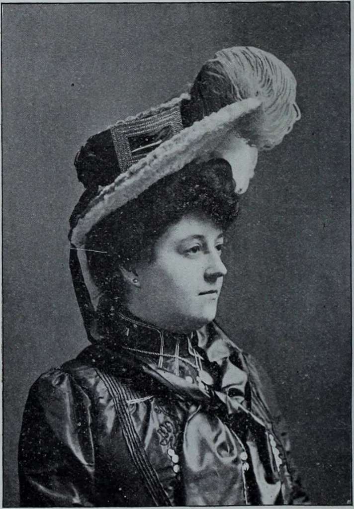 An illustration from Tissus et nouveauts 1903, 1903, leaf 535