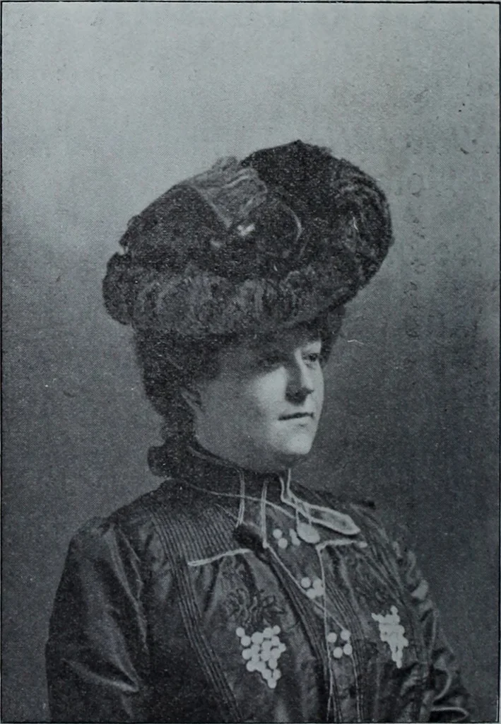 An illustration from Tissus et nouveauts 1903, 1903, leaf 537