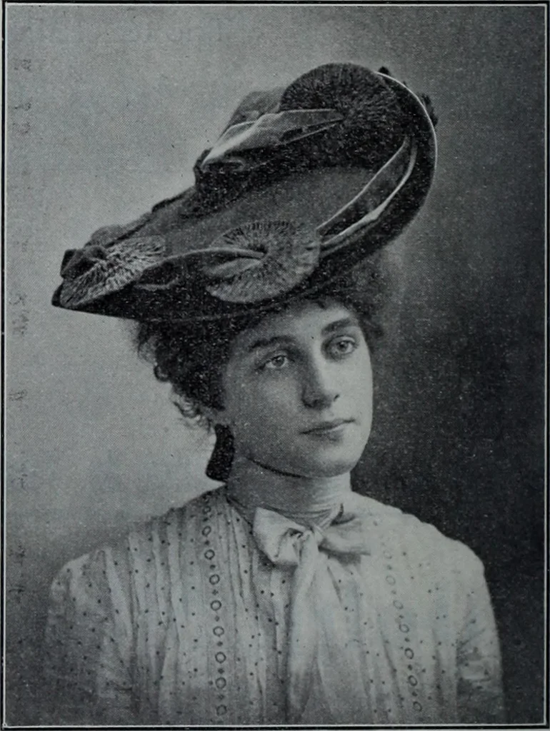 An illustration from Tissus et nouveauts 1903, 1903, leaf 567