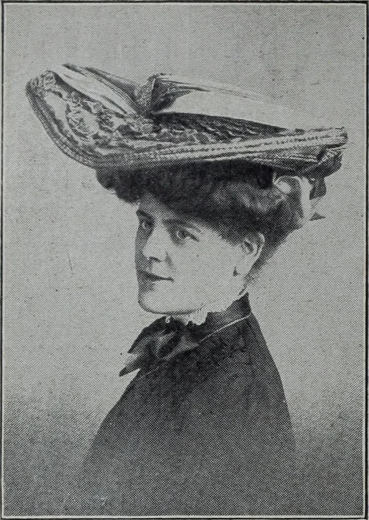An illustration from Tissus et nouveauts 1904, 1904, leaf 339