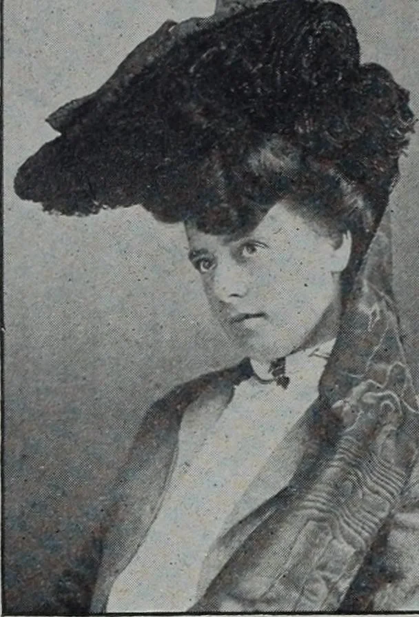An illustration from Tissus et nouveauts 1904, 1904, leaf 569