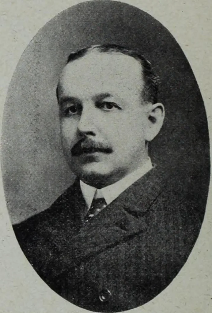 An illustration from Tissus et nouveauts 1905, 1905, leaf 121