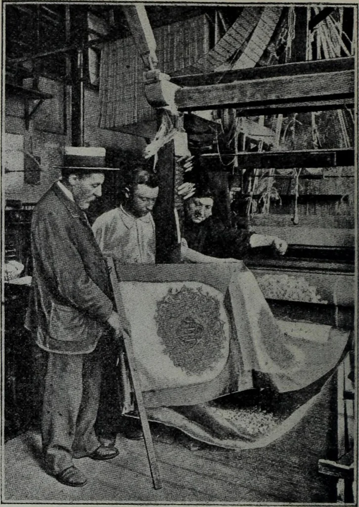 An illustration from Tissus et nouveauts 1905, 1905, leaf 23