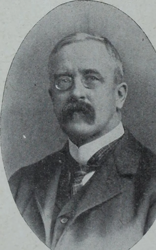An illustration from Tissus et nouveauts 1905, 1905, leaf 679
