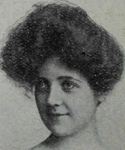 An illustration from Tissus et nouveauts 1905, 1905, leaf 705