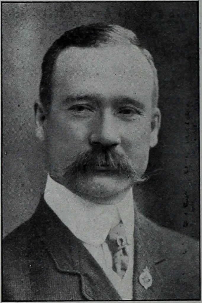 An illustration from Tissus et nouveauts 1906, 1906, leaf 719