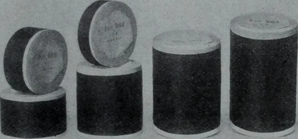 An illustration from Tissus et nouveauts 1906, 1906, leaf 722