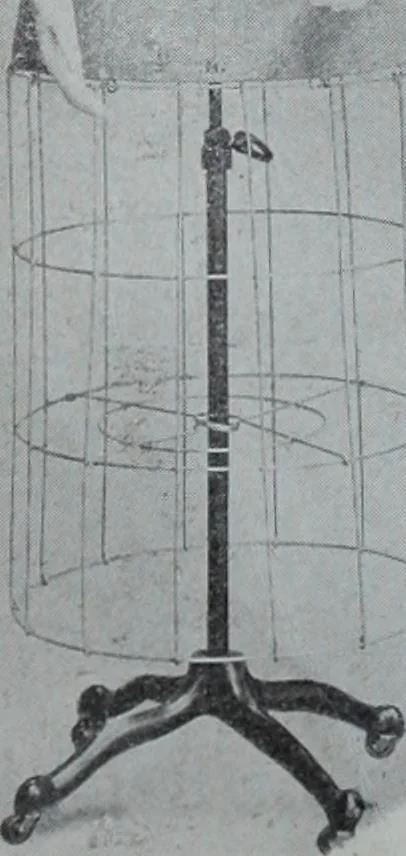 An illustration from Tissus et nouveauts 1906, 1906, leaf 761