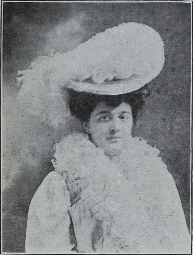 An illustration from Tissus et nouveauts 1907, 1907, leaf 167