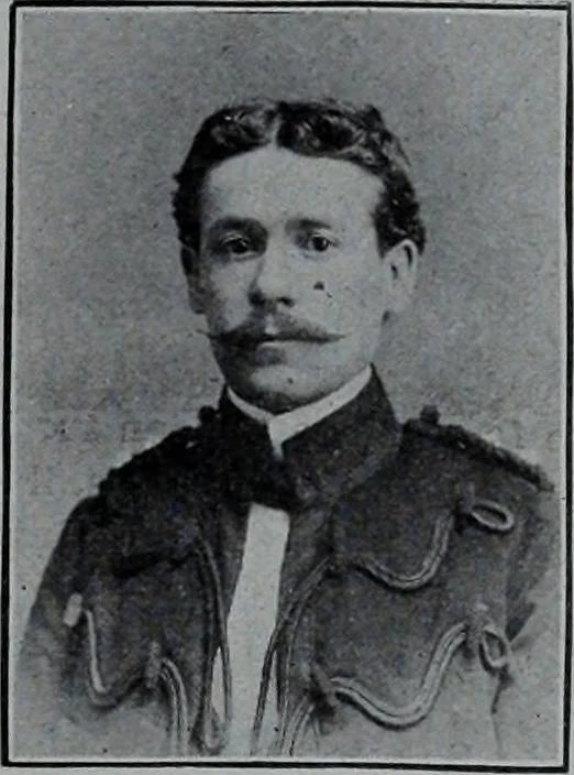 An illustration from Tissus et nouveauts 1907, 1907, leaf 184