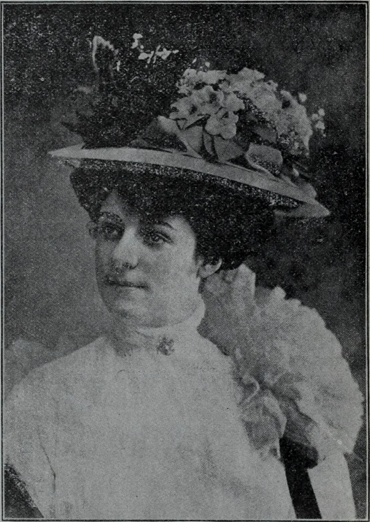 An illustration from Tissus et nouveauts 1907, 1907, leaf 284