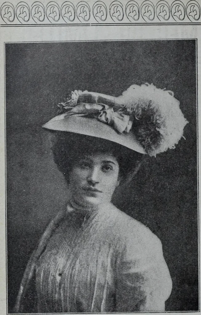 An illustration from Tissus et nouveauts 1907, 1907, leaf 331