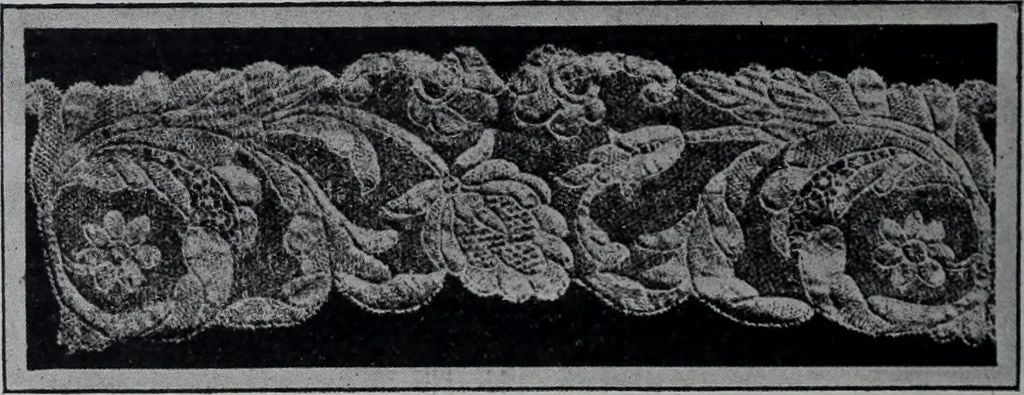 An illustration from Tissus et nouveauts 1907, 1907, leaf 475