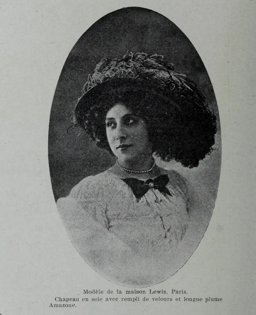 An illustration from Tissus et nouveauts 1907, 1907, leaf 521