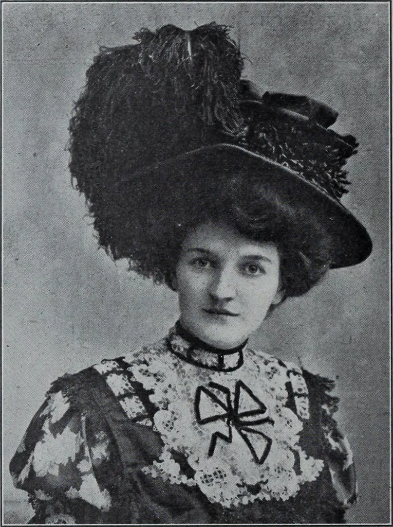 An illustration from Tissus et nouveauts 1907, 1907, leaf 643