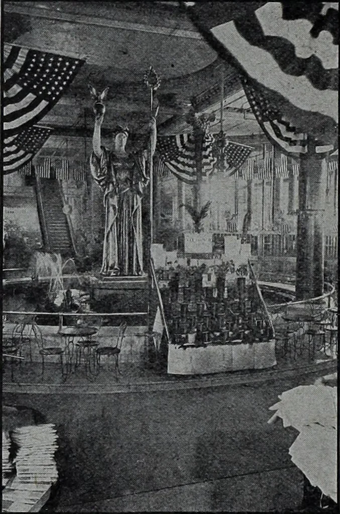 An illustration from Tissus et nouveauts 1907, 1907, leaf 739