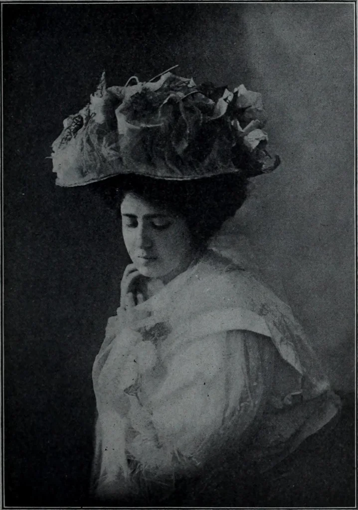 An illustration from Tissus et nouveauts 1908, 1908, leaf 128