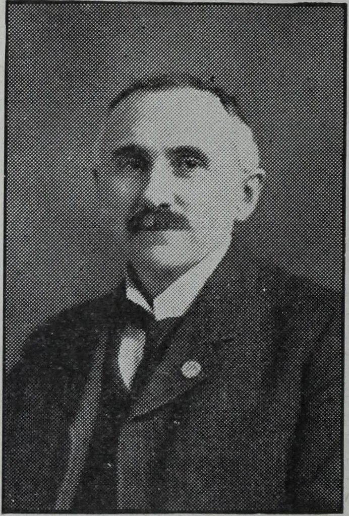 An illustration from Tissus et nouveauts 1908, 1908, leaf 17