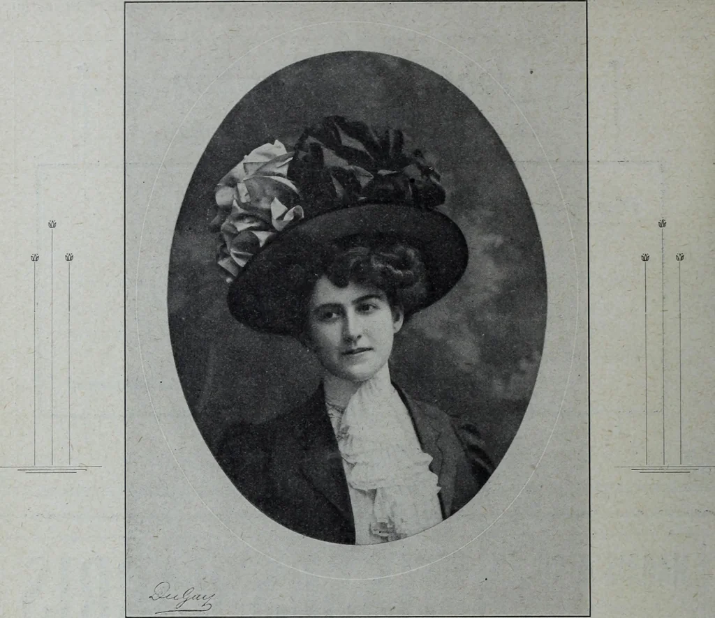 An illustration from Tissus et nouveauts 1908, 1908, leaf 399