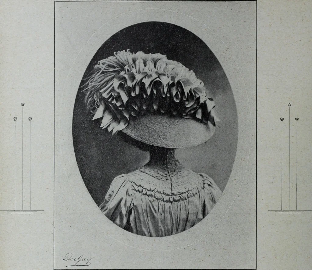 An illustration from Tissus et nouveauts 1908, 1908, leaf 405