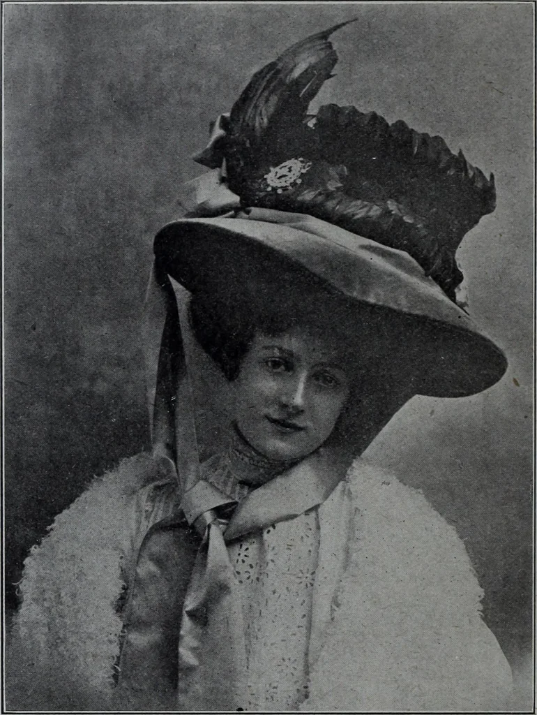 An illustration from Tissus et nouveauts 1908, 1908, leaf 479