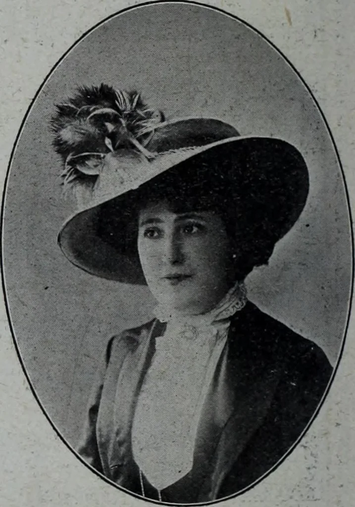 An illustration from Tissus et nouveauts 1908, 1908, leaf 495