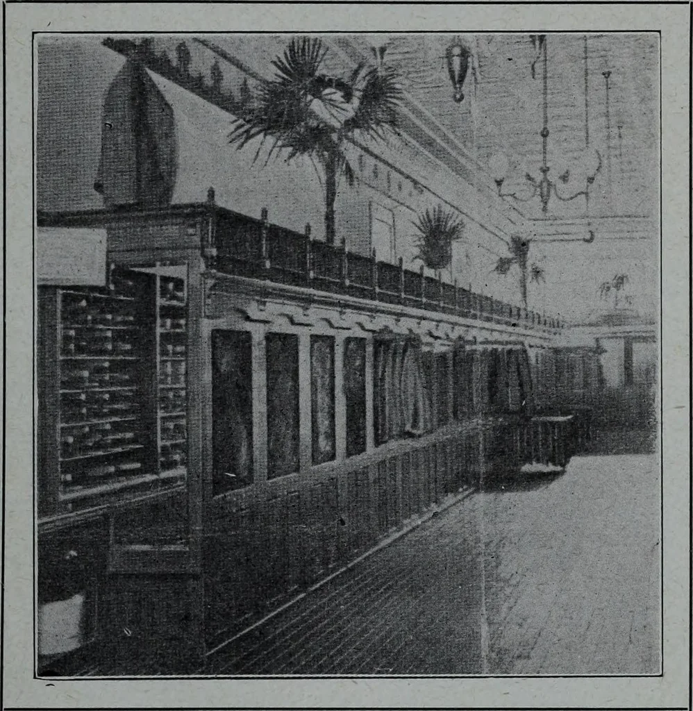 An illustration from Tissus et nouveauts 1908, 1908, leaf 56