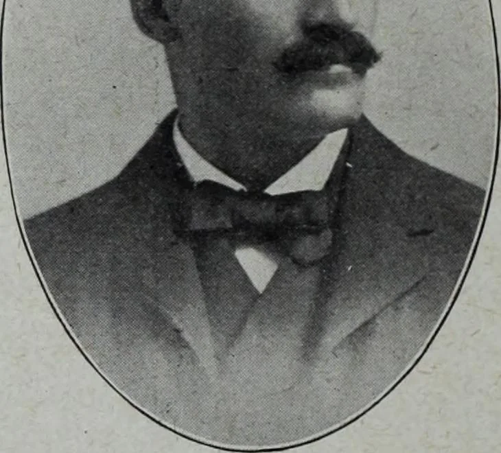 An illustration from Tissus et nouveauts 1908, 1908, leaf 663