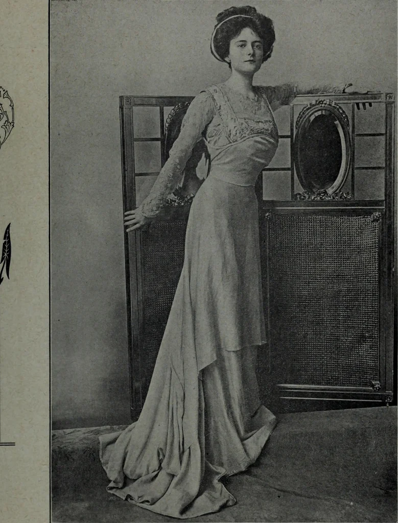 An illustration from Tissus et nouveauts 1908, 1908, leaf 680