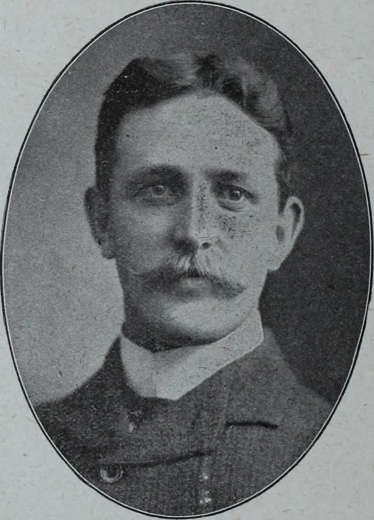 An illustration from Tissus et nouveauts 1909, 1909, leaf 117