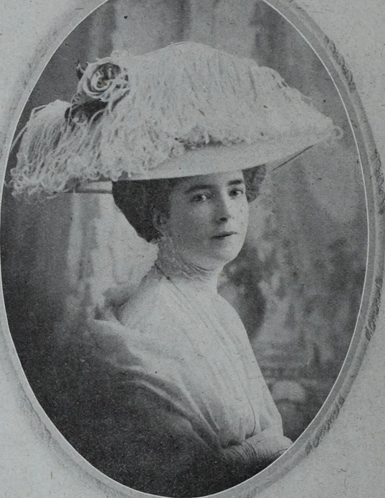 An illustration from Tissus et nouveauts 1909, 1909, leaf 125