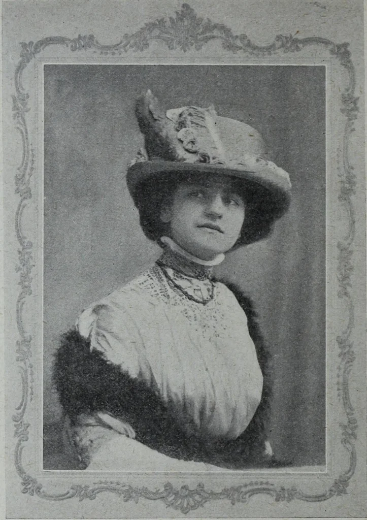 An illustration from Tissus et nouveauts 1909, 1909, leaf 181