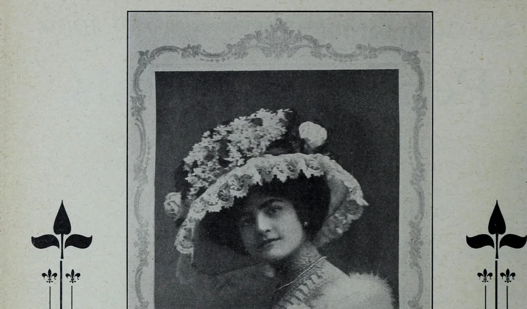 An illustration from Tissus et nouveauts 1909, 1909, leaf 219