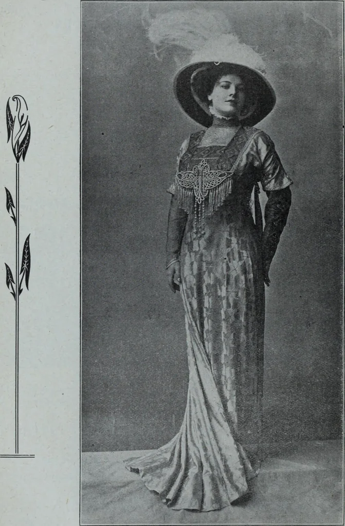 An illustration from Tissus et nouveauts 1909, 1909, leaf 391
