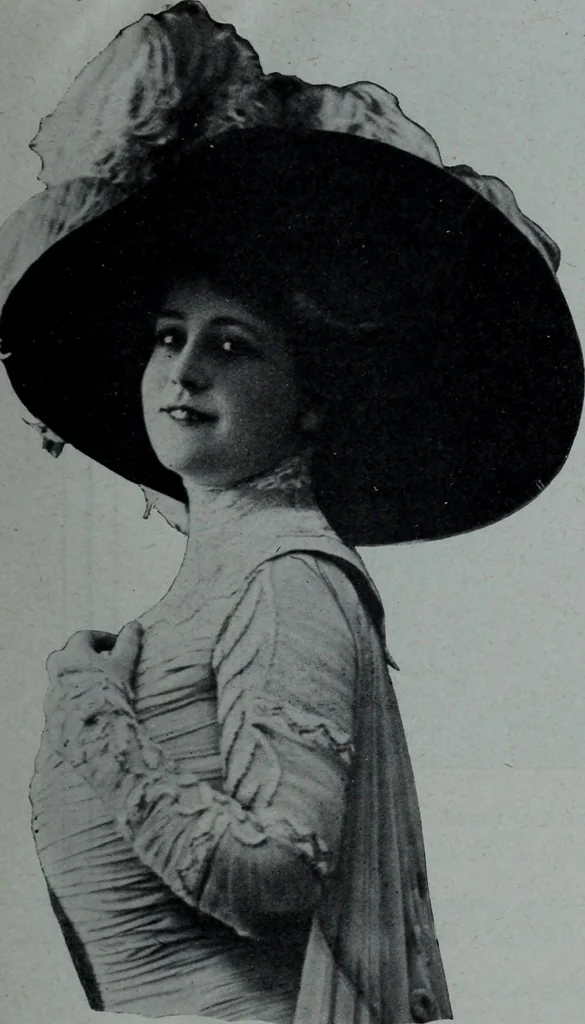 An illustration from Tissus et nouveauts 1909, 1909, leaf 432