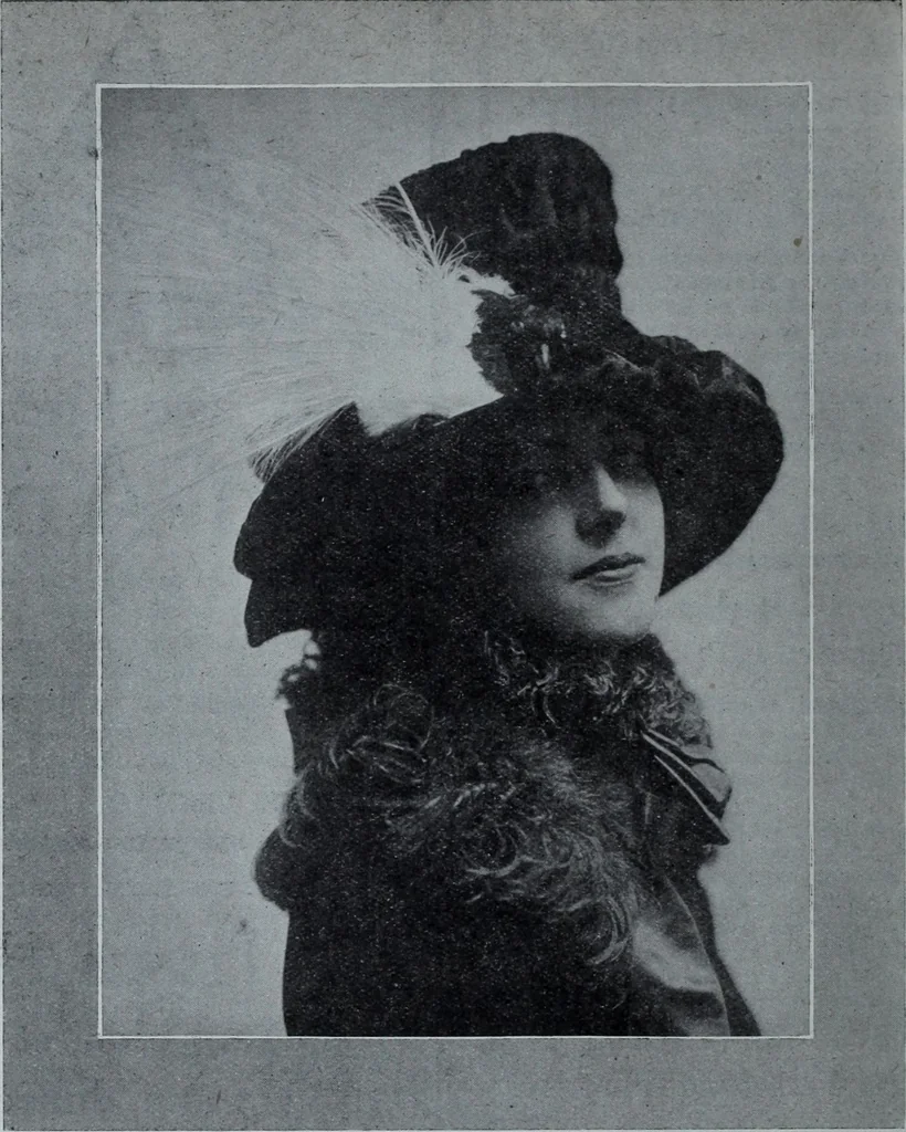 An illustration from Tissus et nouveauts 1909, 1909, leaf 571