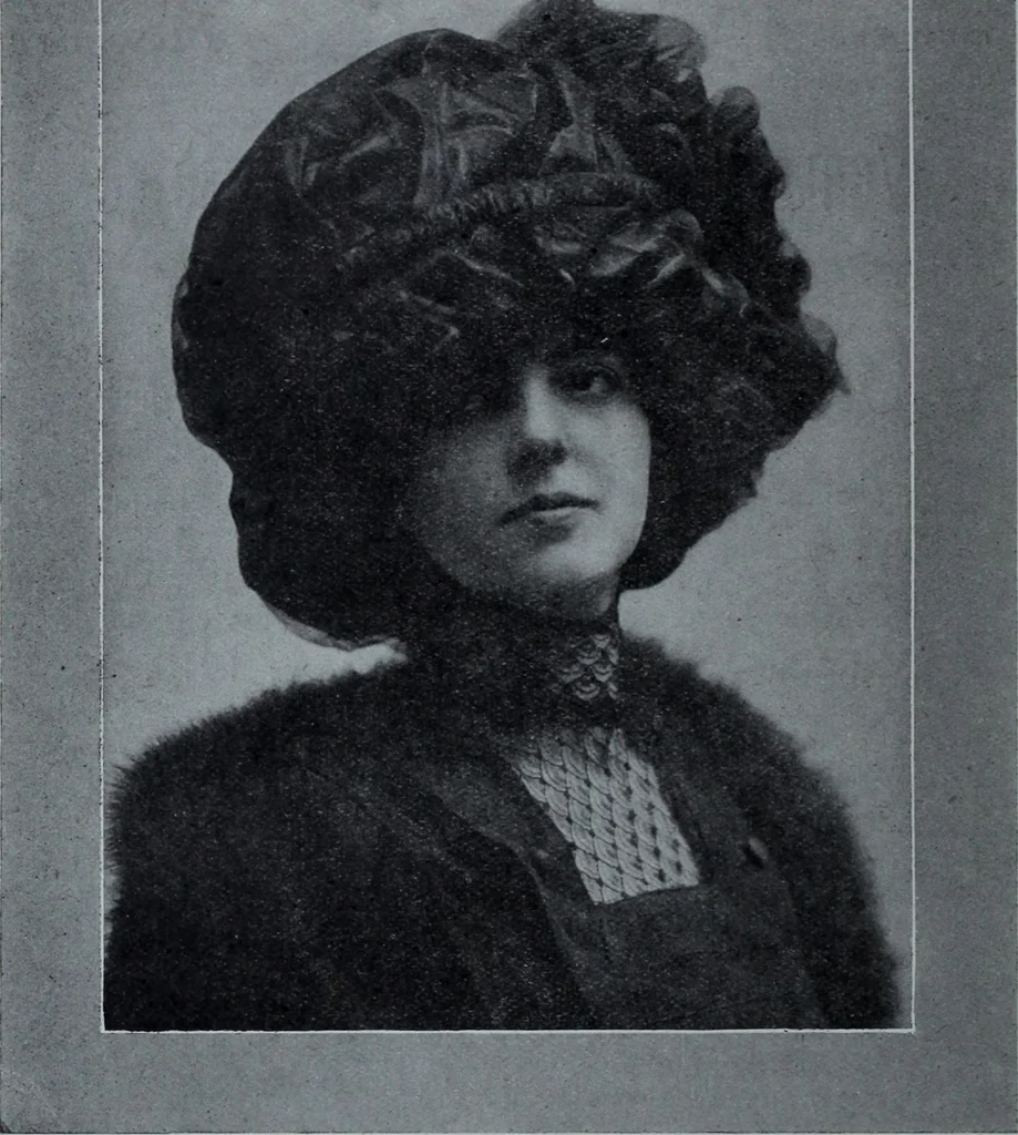 An illustration from Tissus et nouveauts 1909, 1909, leaf 575