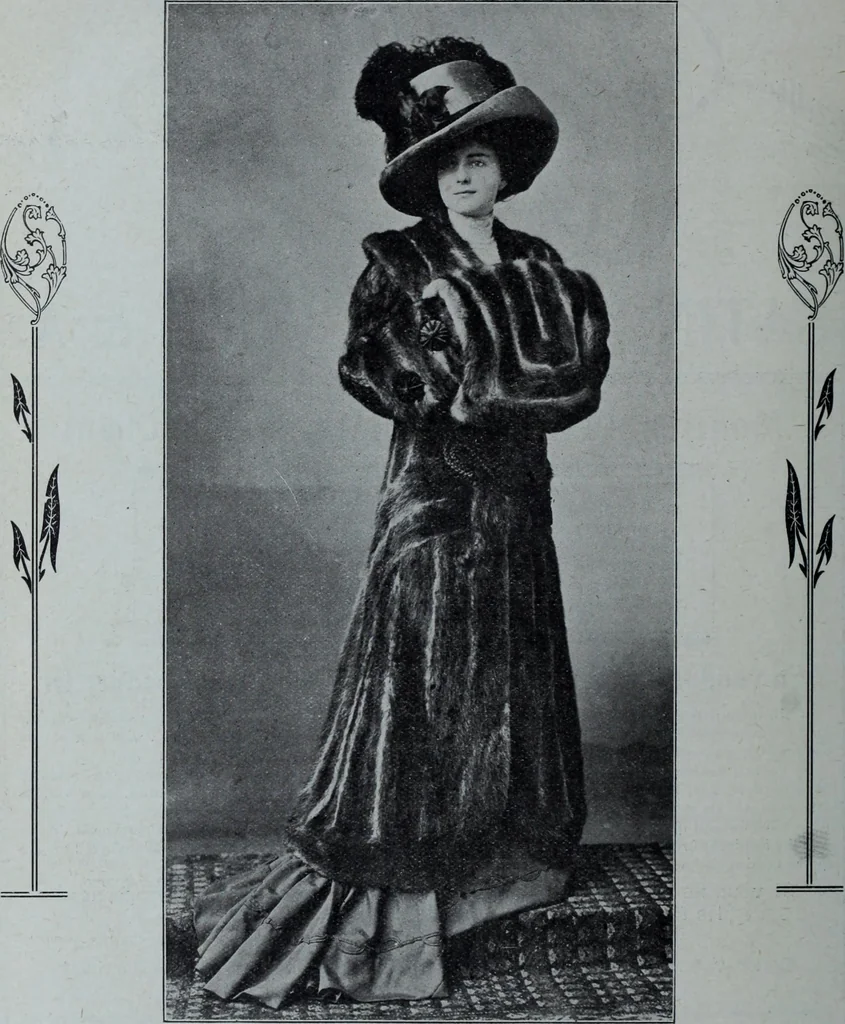 An illustration from Tissus et nouveauts 1909, 1909, leaf 623