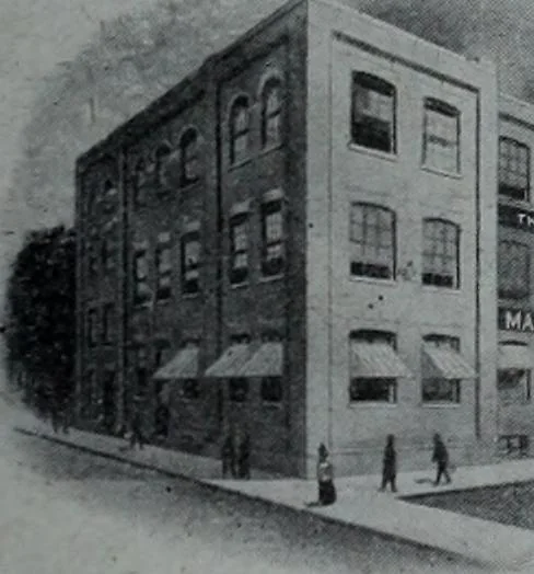 An illustration from Tissus et nouveauts 1909, 1909, leaf 66