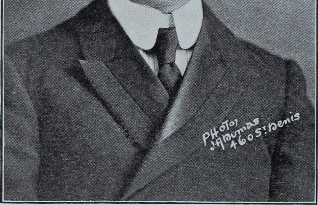 An illustration from Tissus et nouveauts 1910, 1910, leaf 273
