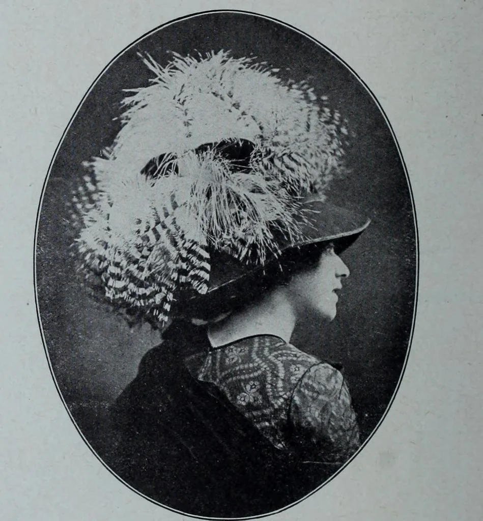 An illustration from Tissus et nouveauts 1910, 1910, leaf 395