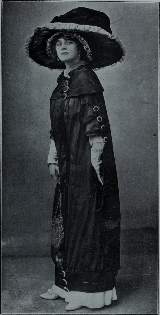 An illustration from Tissus et nouveauts 1910, 1910, leaf 406