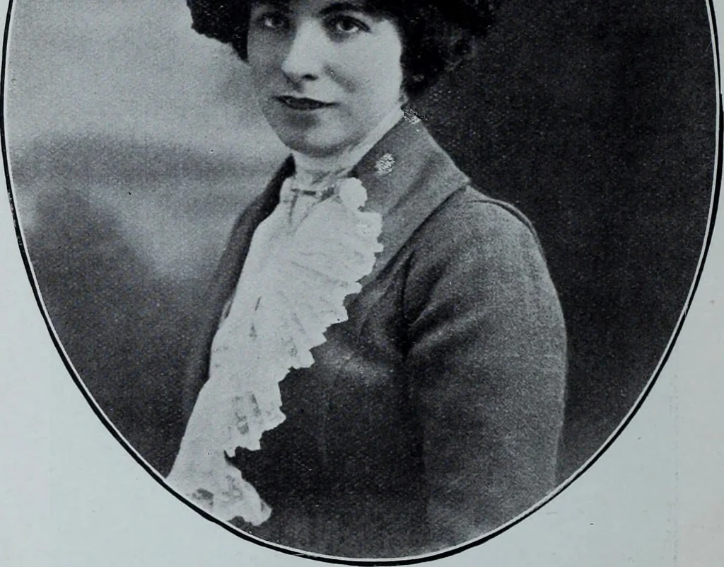 An illustration from Tissus et nouveauts 1911, 1911, leaf 109