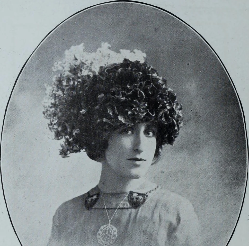 An illustration from Tissus et nouveauts 1911, 1911, leaf 115