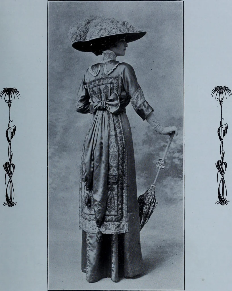 An illustration from Tissus et nouveauts 1911, 1911, leaf 256