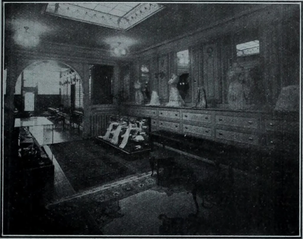 An illustration from Tissus et nouveauts 1911, 1911, leaf 26