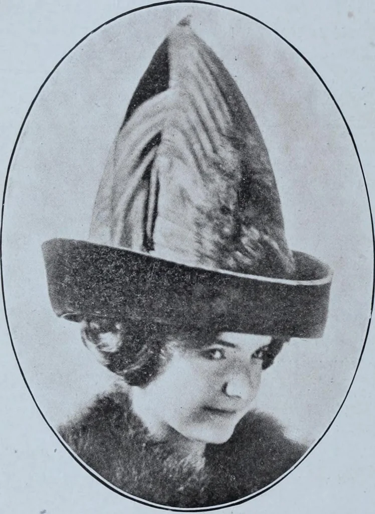 An illustration from Tissus et nouveauts 1911, 1911, leaf 389