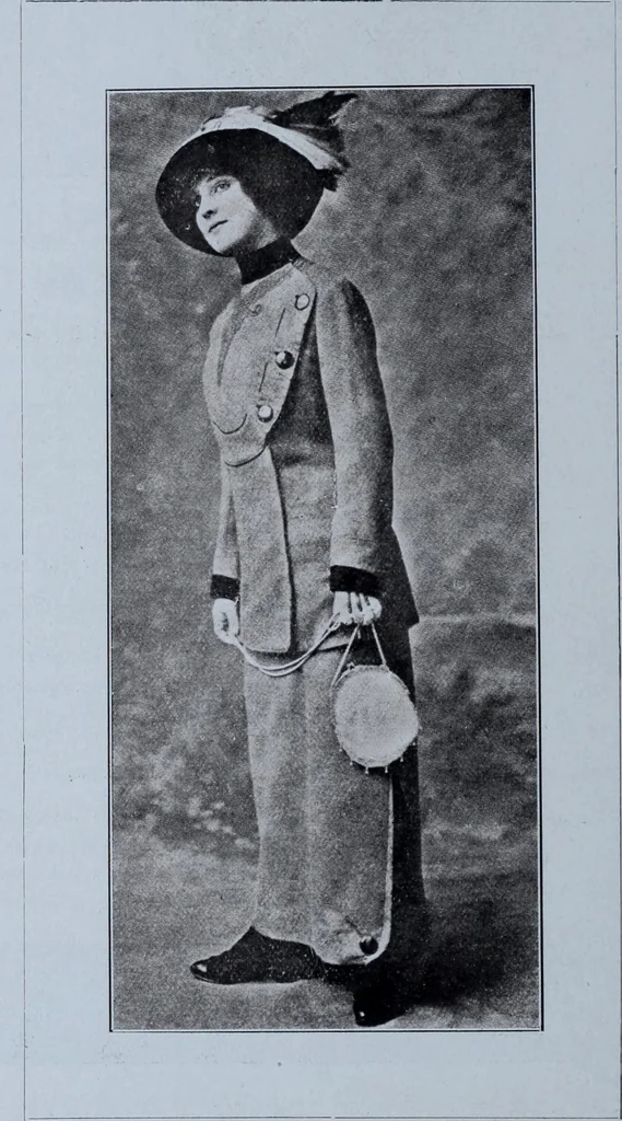 An illustration from Tissus et nouveauts 1911, 1911, leaf 409