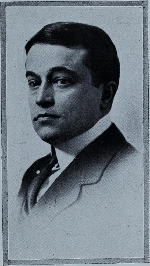 An illustration from Tissus et nouveauts 1911, 1911, leaf 500